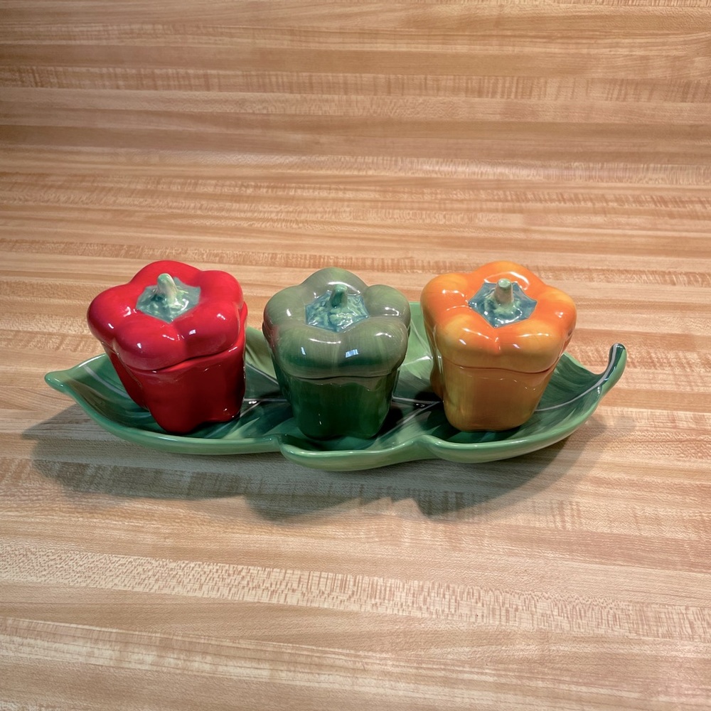 Salsa?? 🫑 Super cute serving bowls for salsa and “fixins”